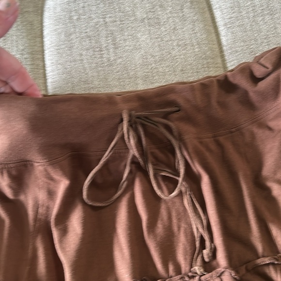 FREE PEOPLE VINTAGE FLOWER POWER BOHO EMBROIDERED BROWN SKIRT SIZE L - Picture 3 of 11